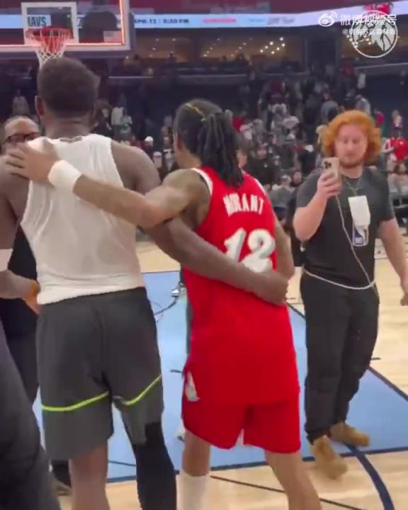 狼王&槍王惺惺相惜！華子賽后與莫蘭特相互致意！