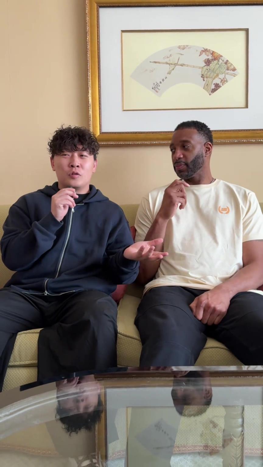 小伙子你真勇啊，在麥迪面前“那個，那個”的