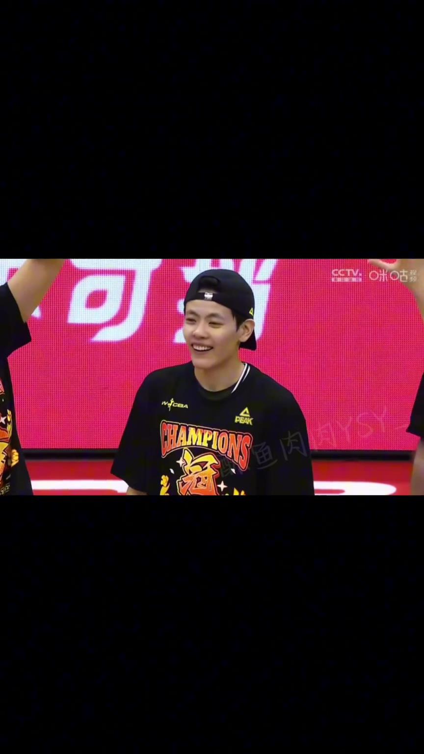 以小搏大以弱勝?gòu)?qiáng) ；從不被看好，到站到最高的領(lǐng)獎(jiǎng)臺(tái)...